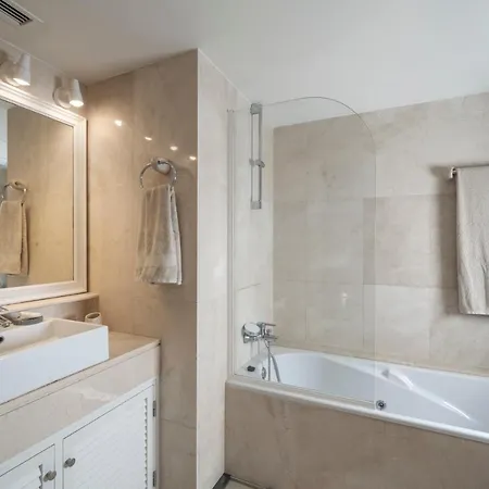 Apartment Houmi